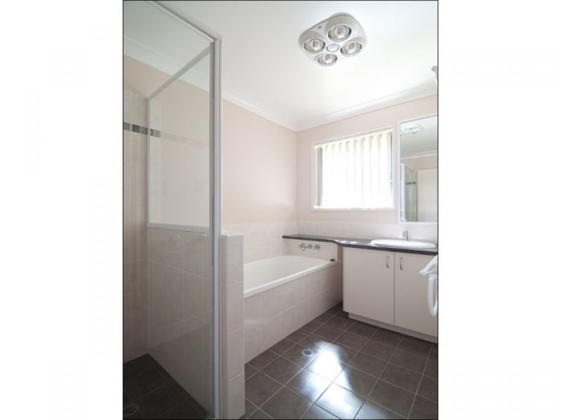 20 Corella Street, Meringandan West QLD 4352