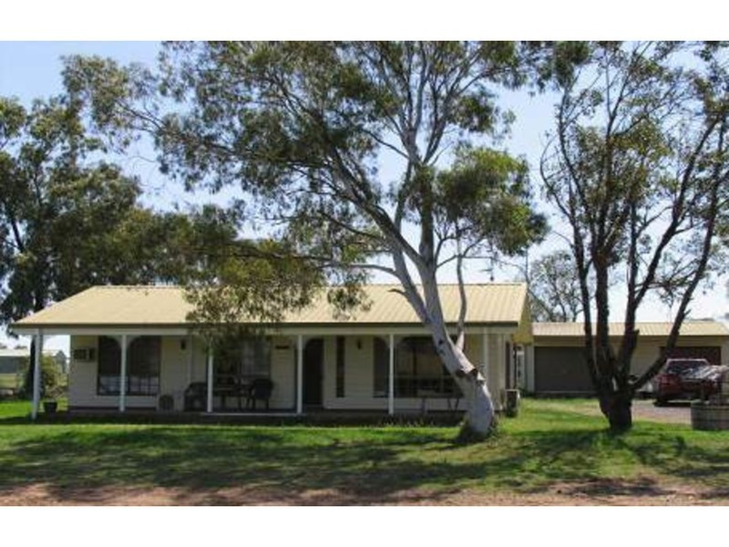 17 Gore Street, Westbrook QLD 4350