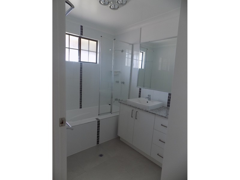 17 Gore Street, Westbrook QLD 4350