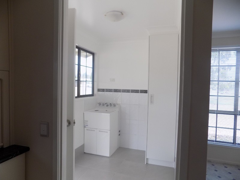 17 Gore Street, Westbrook QLD 4350