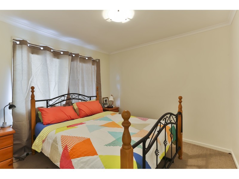 8/2 Benjamin Street, Mount Lofty QLD 4350