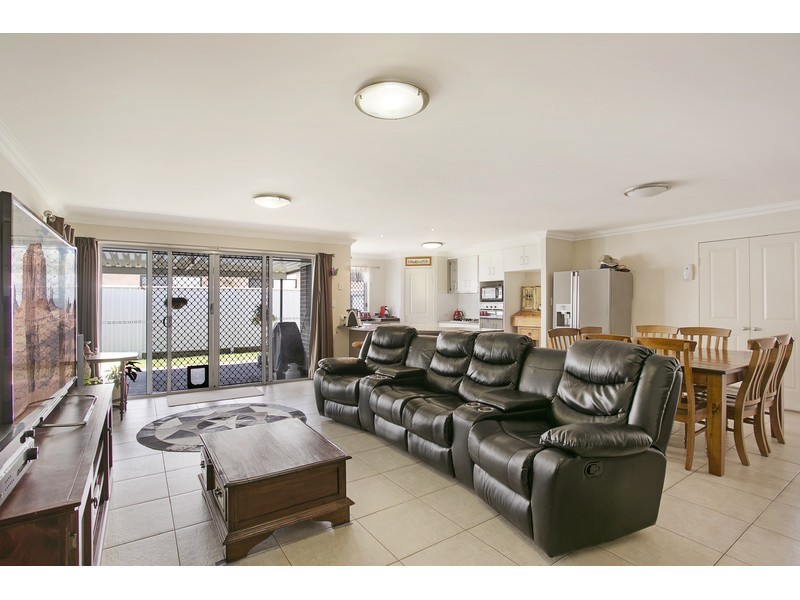 5 Woodville Court, Wyreema QLD 4352