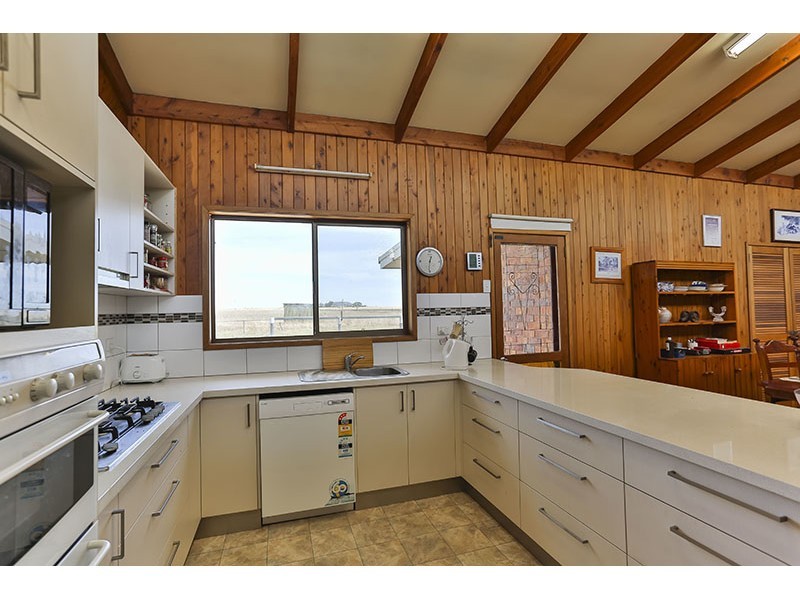 56 Newport Road, Clifton QLD 4361