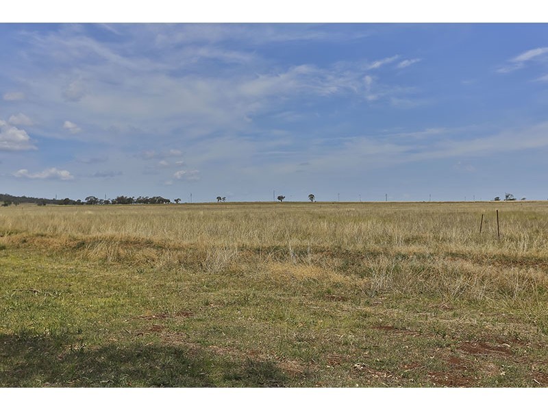 56 Newport Road, Clifton QLD 4361