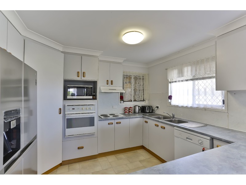 54 Cory Street, Oakey QLD 4401