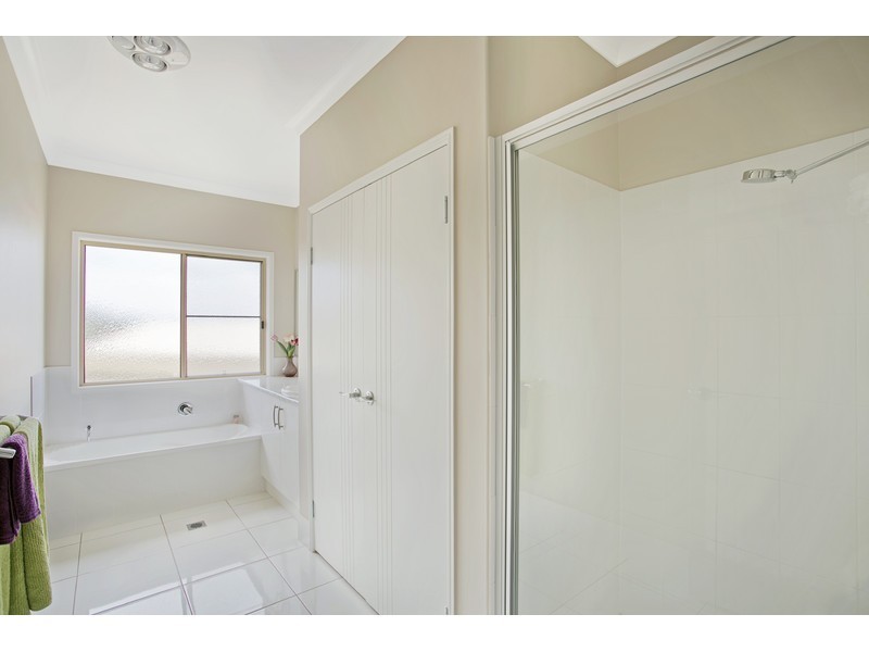 7 Panorama Crescent, Gowrie Junction QLD 4352
