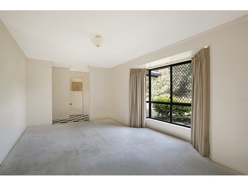 3 Palmer Drive, Highfields QLD 4352