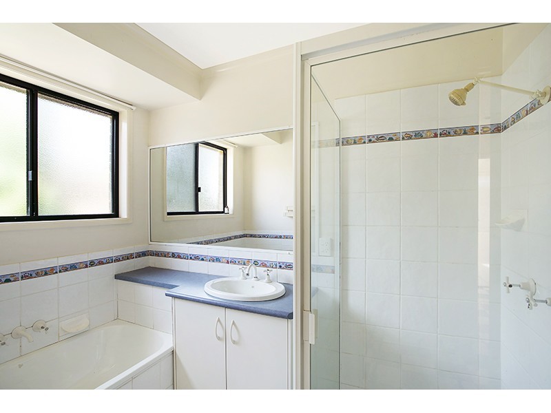 3 Palmer Drive, Highfields QLD 4352