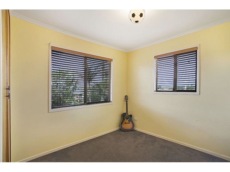 14 Sampson Street, Wilsonton QLD 4350