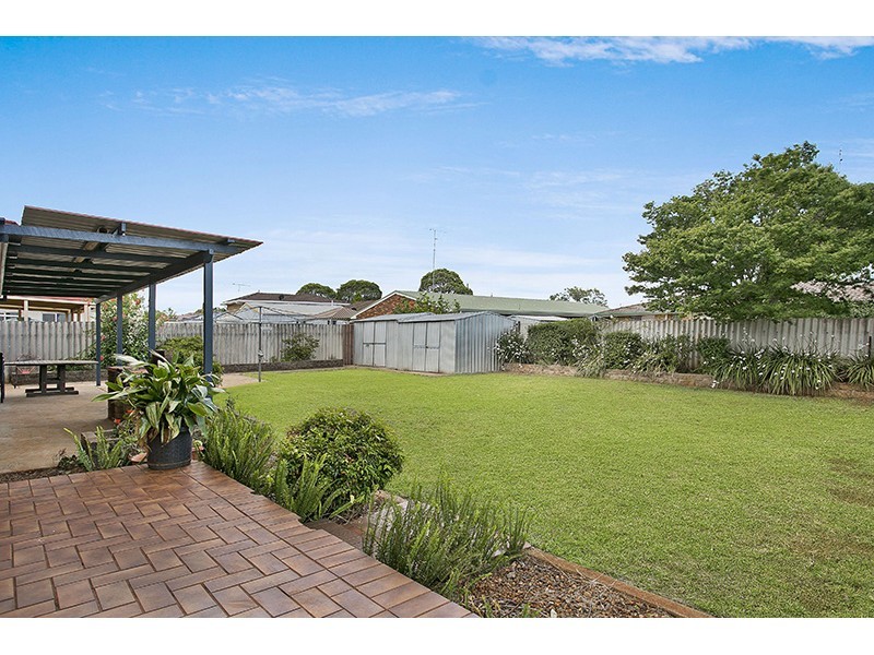 14 Sampson Street, Wilsonton QLD 4350