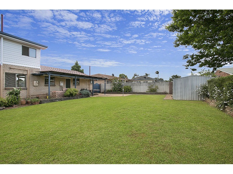 14 Sampson Street, Wilsonton QLD 4350