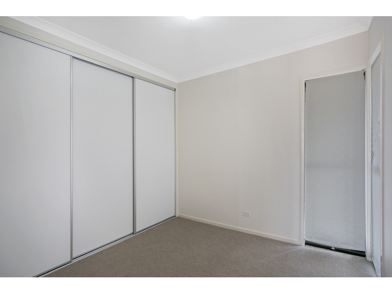 15 Kimdonn Drive, Withcott QLD 4352