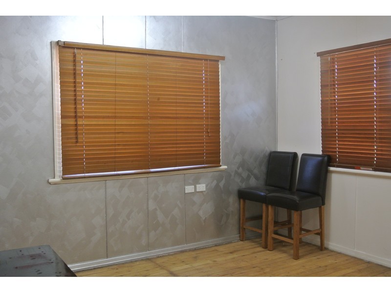 2 Third Avenue, Harristown QLD 4350