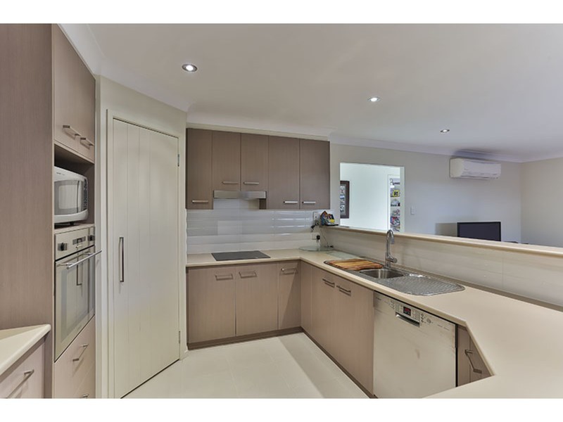 10 Whitman Street, Westbrook QLD 4350