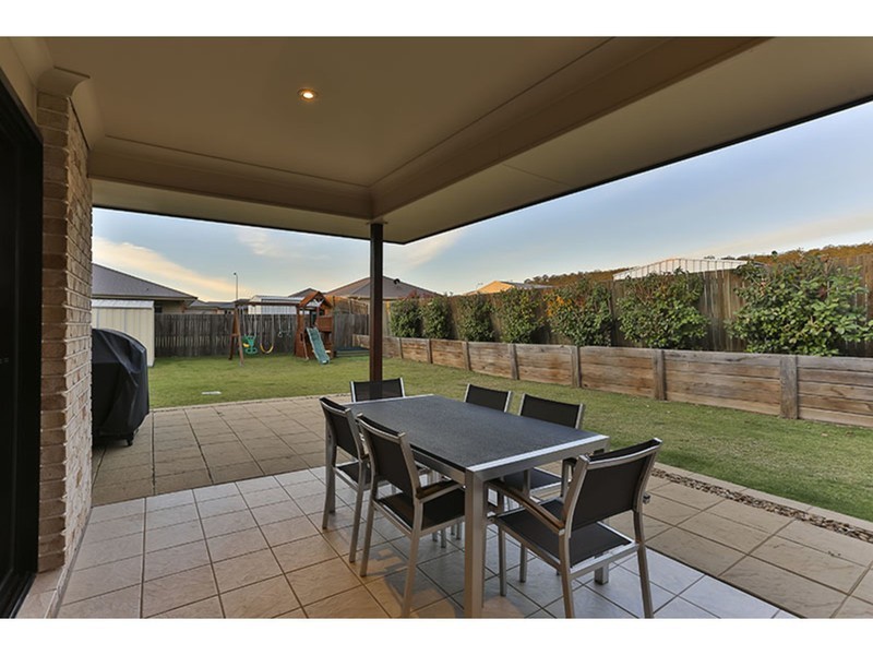 10 Whitman Street, Westbrook QLD 4350