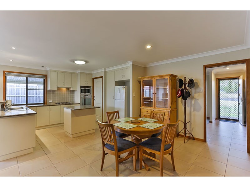 79 Pillar Street, Middle Ridge QLD 4350