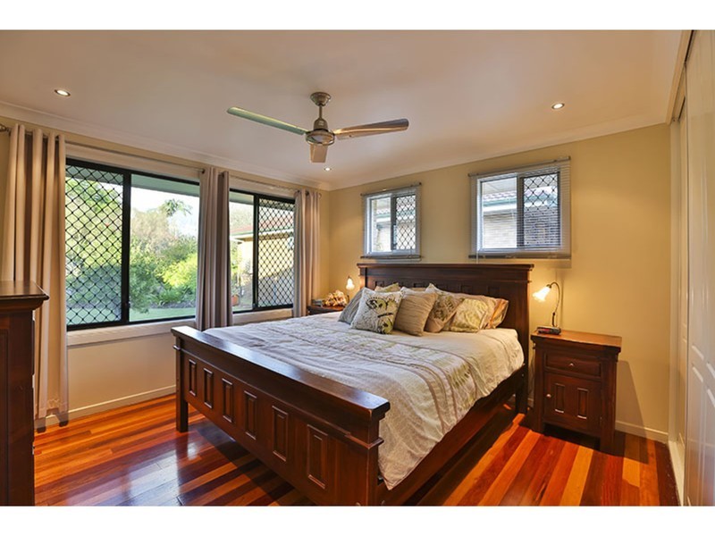 28 Patricia Street, Mount Lofty QLD 4350