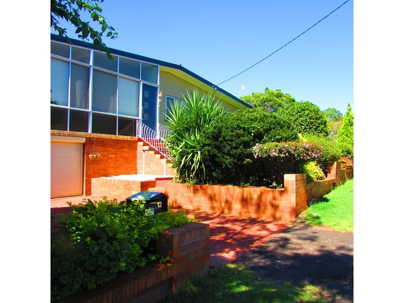 12 Mcnamara Street, Centenary Heights QLD 4350