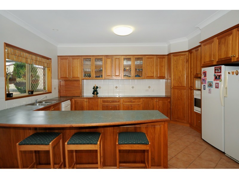 2 Glenmorgan Court, Glenvale QLD 4350