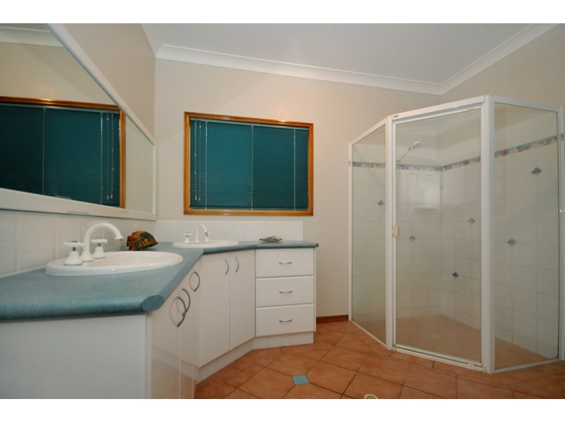 2 Glenmorgan Court, Glenvale QLD 4350