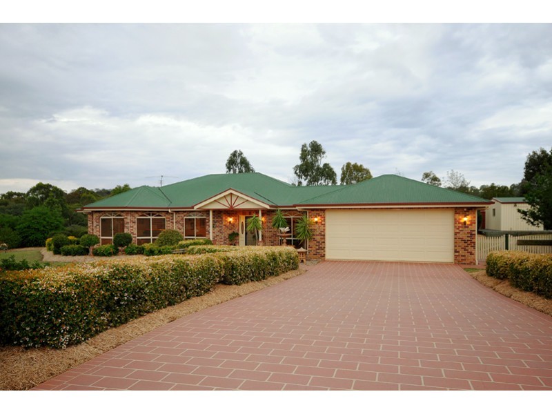 2 Glenmorgan Court, Glenvale QLD 4350
