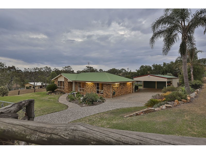 21 Junction Drive, Gowrie Junction QLD 4352