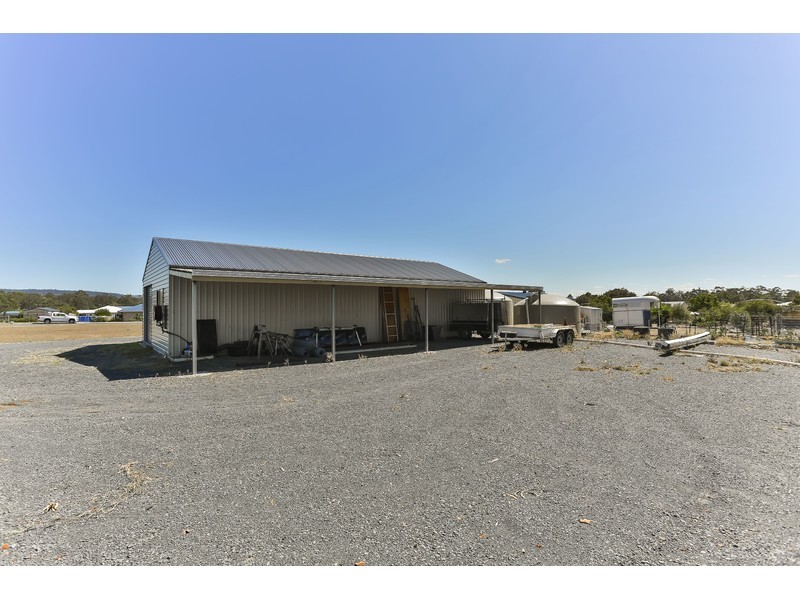 71 Parkridge Drive, Withcott QLD 4352