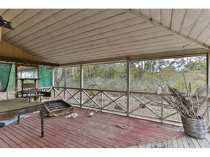 85 Centenary Road, Goombungee QLD 4354