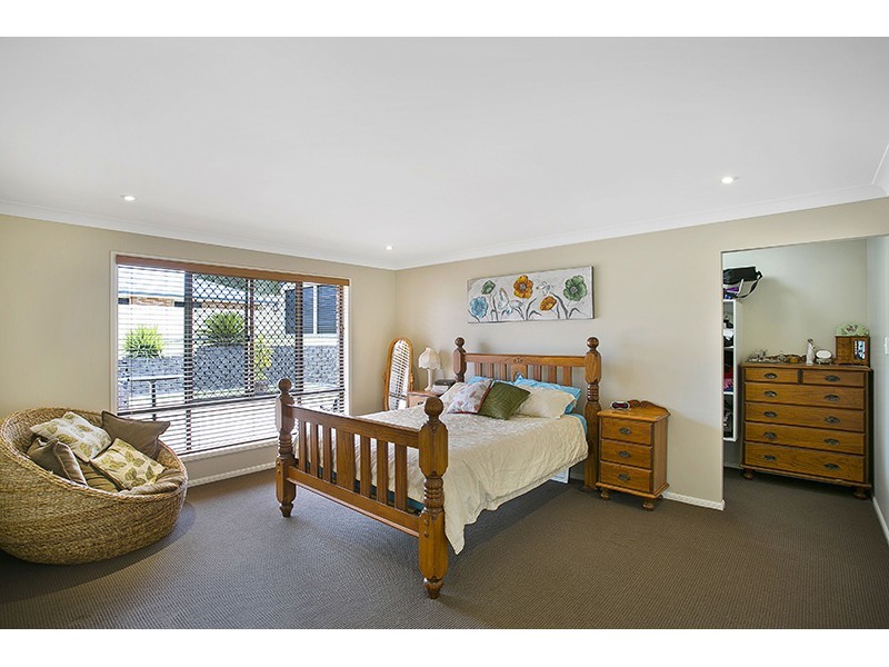 27 Schaefer Court, Westbrook QLD 4350