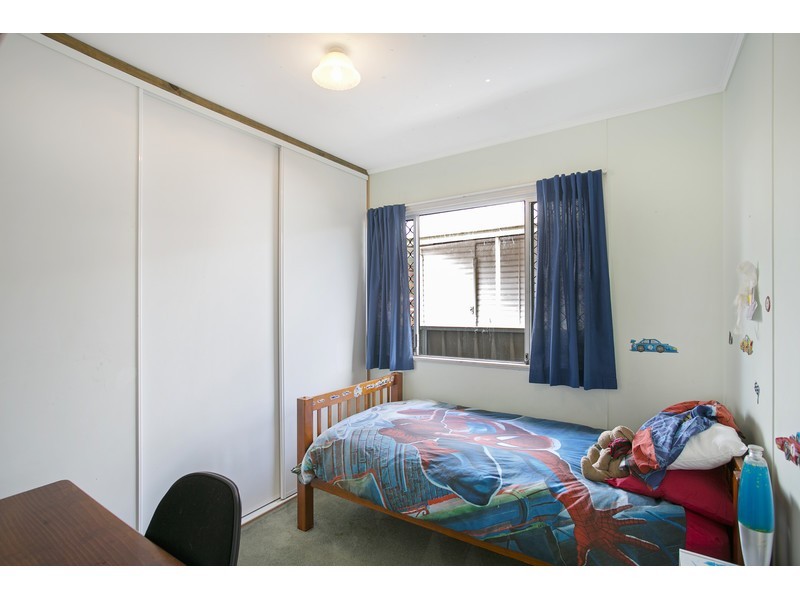 25 Cathro Street, Rockville QLD 4350