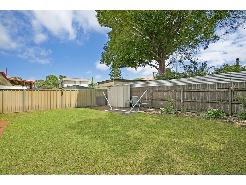 25 Cathro Street, Rockville QLD 4350