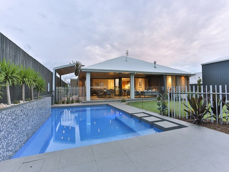 6 Goshawk Drive, Highfields QLD 4352