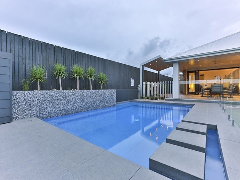 6 Goshawk Drive, Highfields QLD 4352