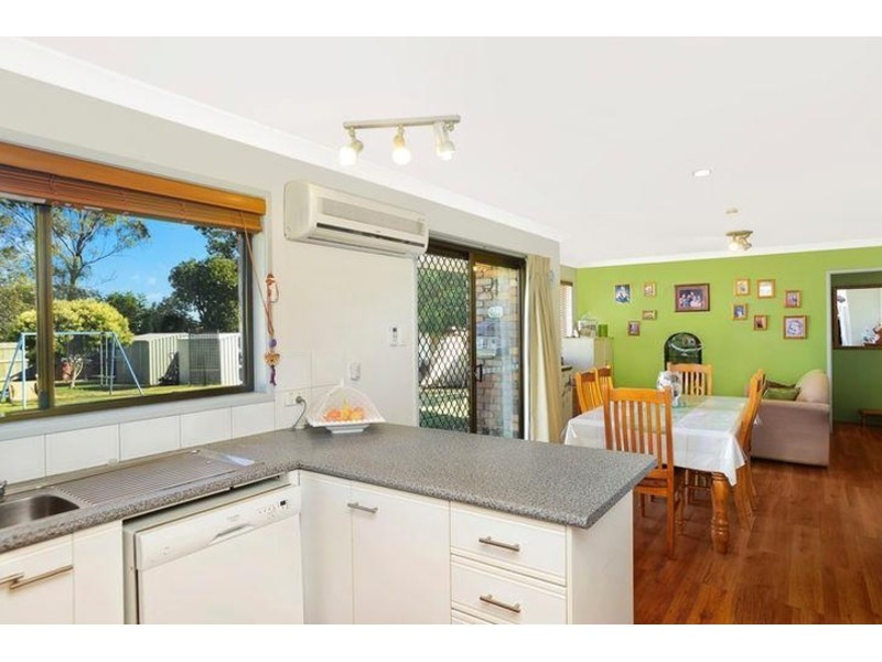 30 Stratford Drive, Wyreema QLD 4352