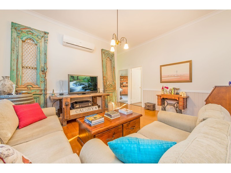 35 Rome Street, Newtown QLD 4350