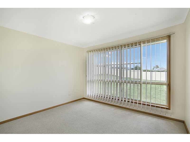 17 Sommariva Street, Westbrook QLD 4350