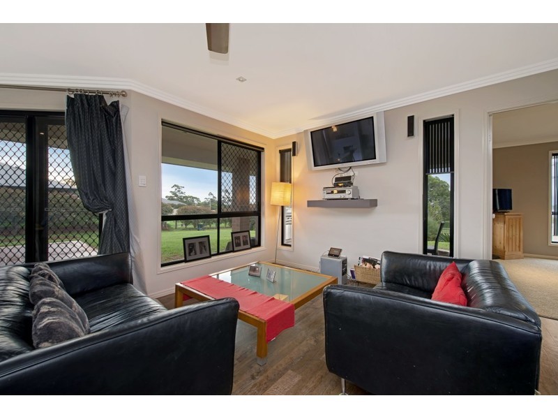 5 Schulz Street, Highfields QLD 4352