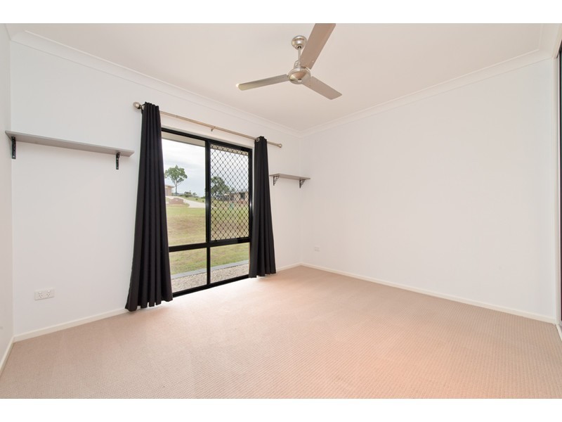 4 Rosella Gardens Drive, Meringandan West QLD 4352