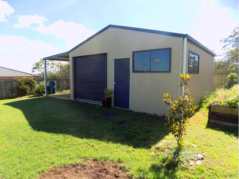 4 Rosella Gardens Drive, Meringandan West QLD 4352