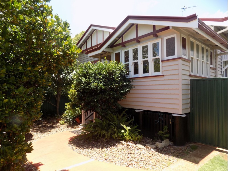 17 Delacey Street, North Toowoomba QLD 4350