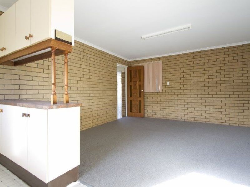 2/15 Gunn Street, Kearneys Spring QLD 4350