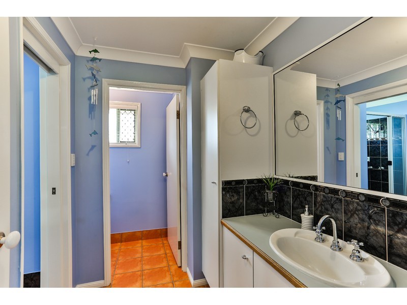 8 Roderick Drive, Cotswold Hills QLD 4350