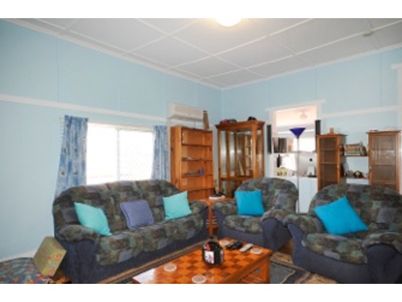 4 Braemar Street, South Toowoomba QLD 4350