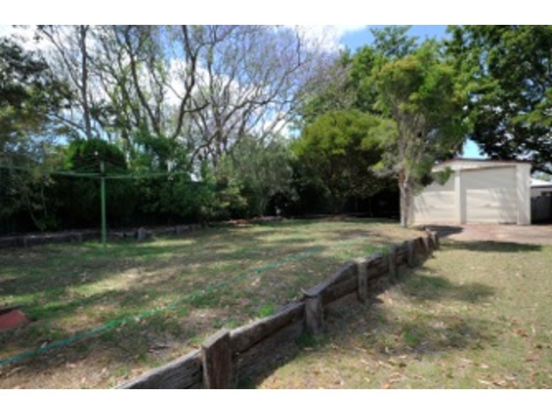 4 Braemar Street, South Toowoomba QLD 4350