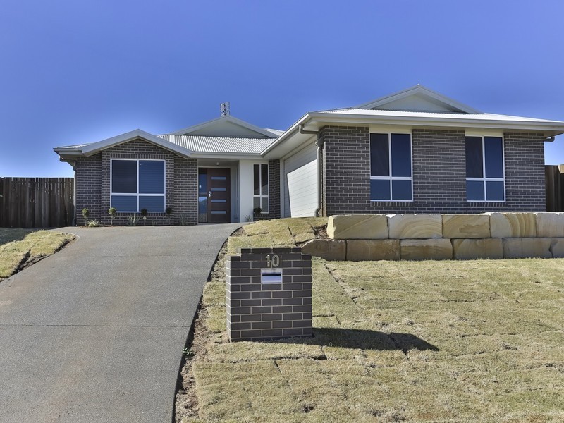 10 Tempest Drive, Glenvale QLD 4350