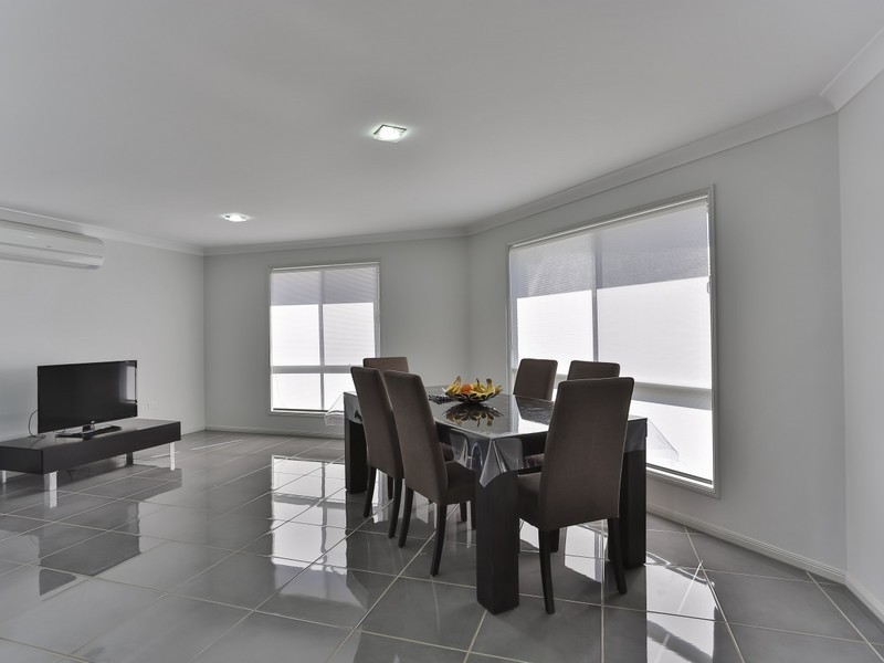 10 Tempest Drive, Glenvale QLD 4350