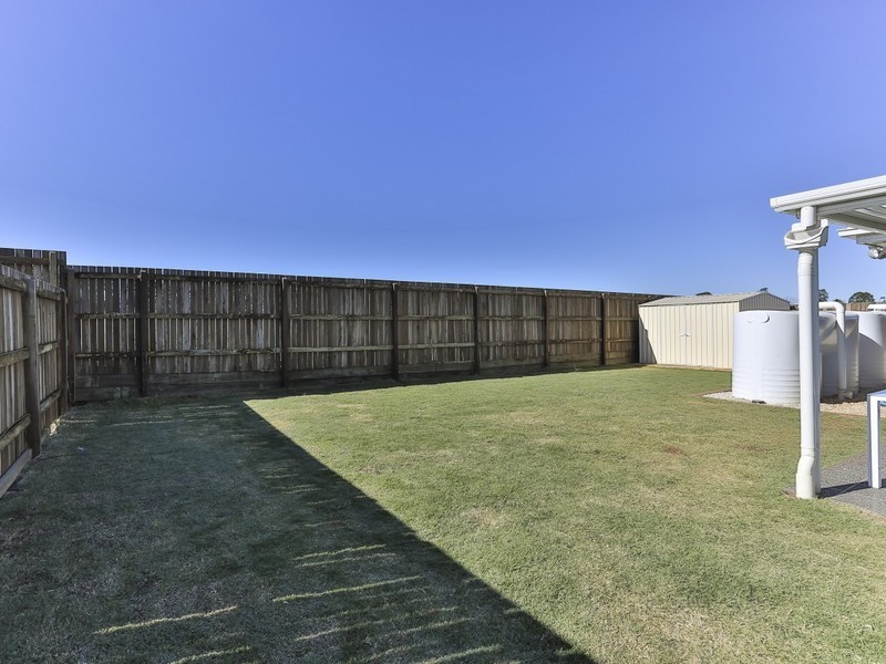 10 Tempest Drive, Glenvale QLD 4350