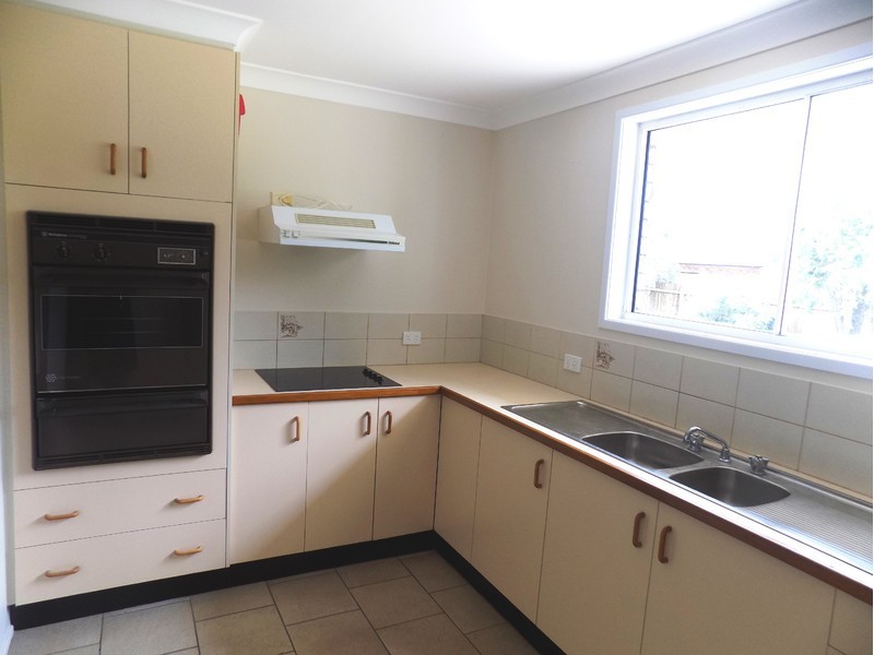 16 Stewart Street, Withcott QLD 4352