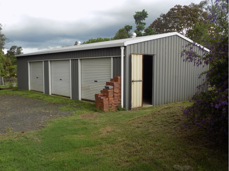 16 Stewart Street, Withcott QLD 4352