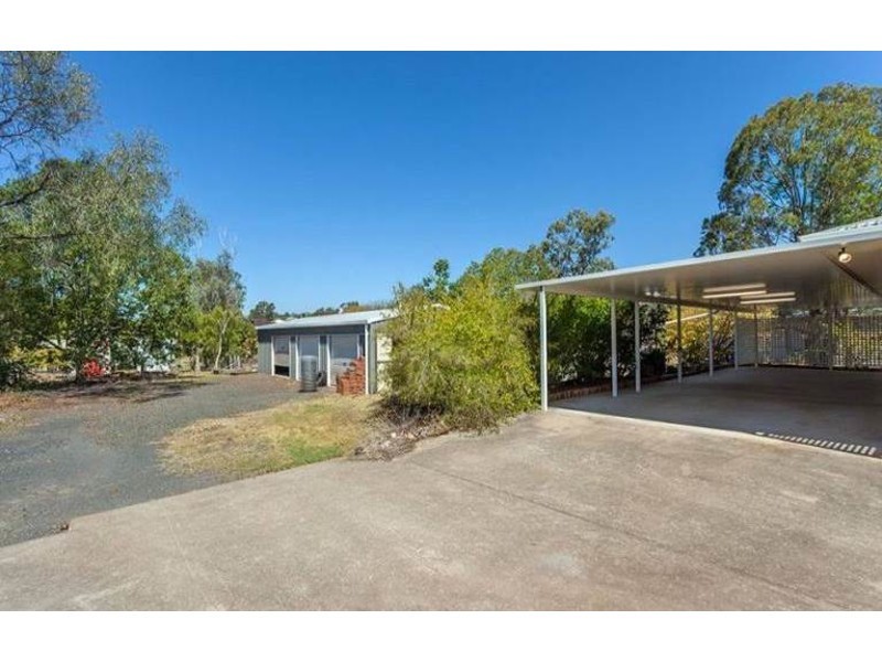 16 Stewart Street, Withcott QLD 4352